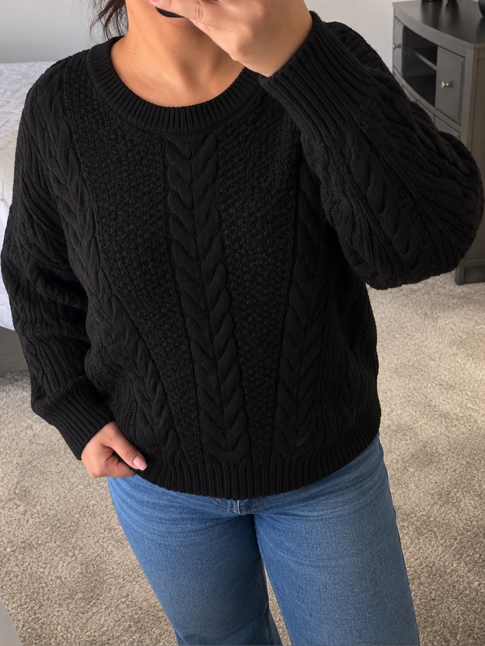 🔥BRAND NEW Tahari Black Crew Neck Sweater with Textured Knit
